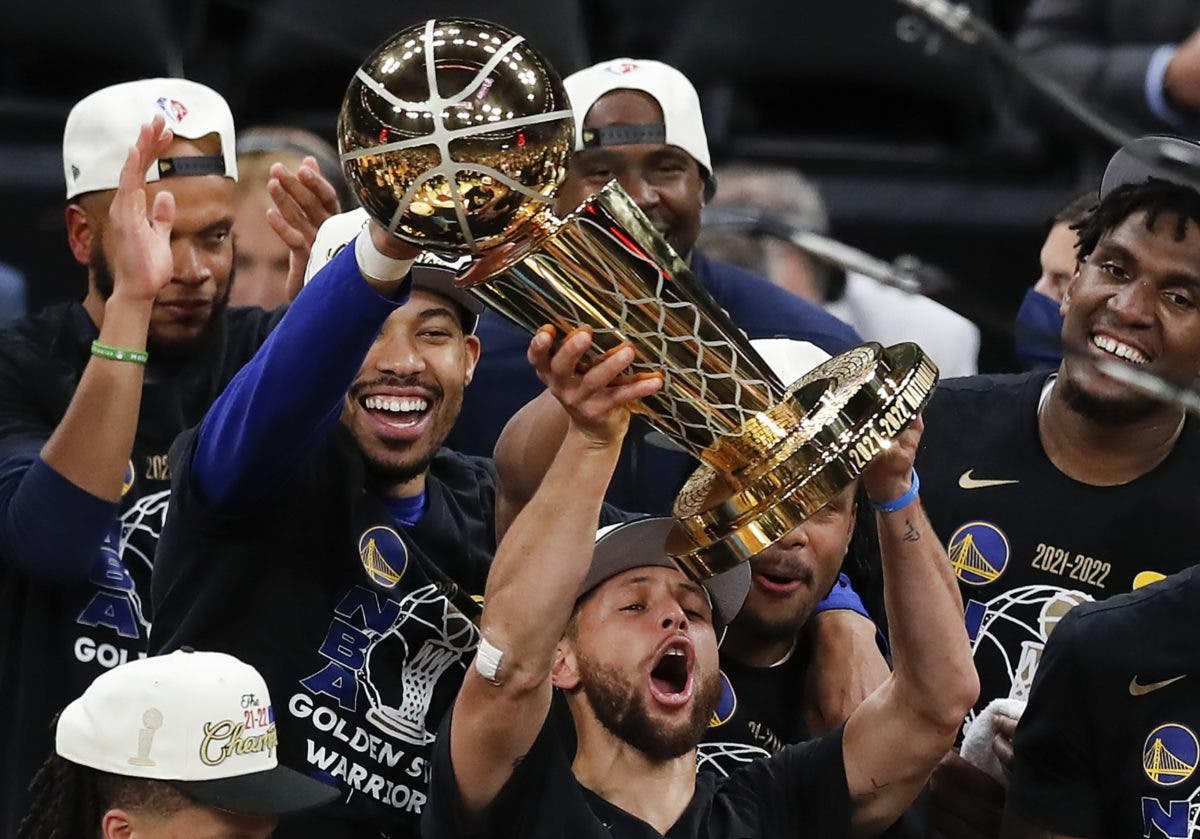 Los equipos más valiosos de la NBA, según Forbes