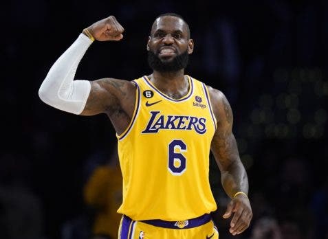 LeBron sigue liderando votación Juego Estrellas