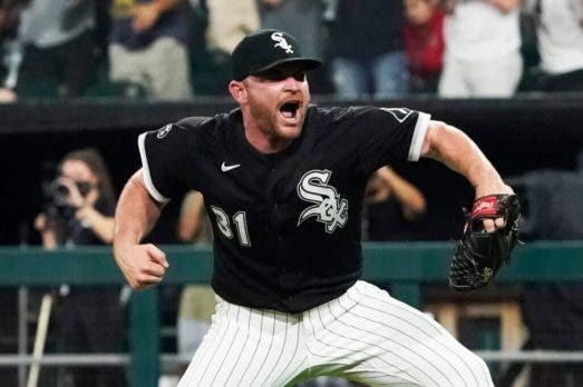 White Sox activan a Liam Hendriks, tras recuperarse de cáncer