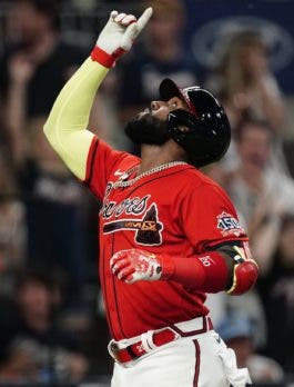 Ozuna pone el 4-3, Bravos revierten con jonrón