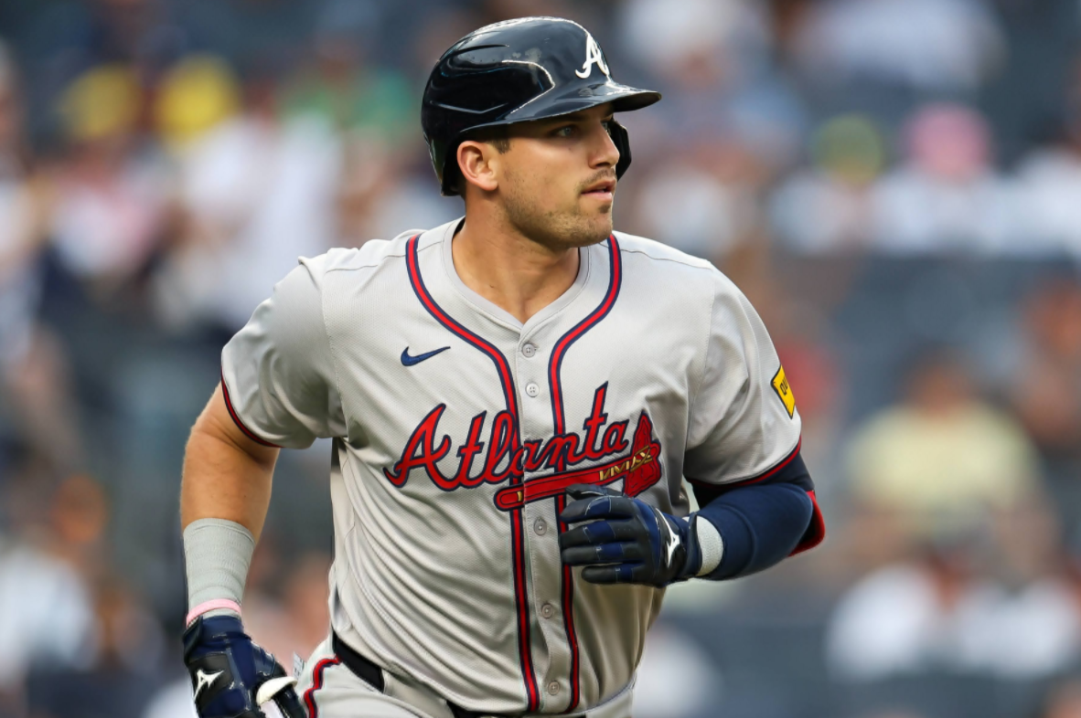 Austin Riley se perderá el resto de la temporada regular con fractura de mano