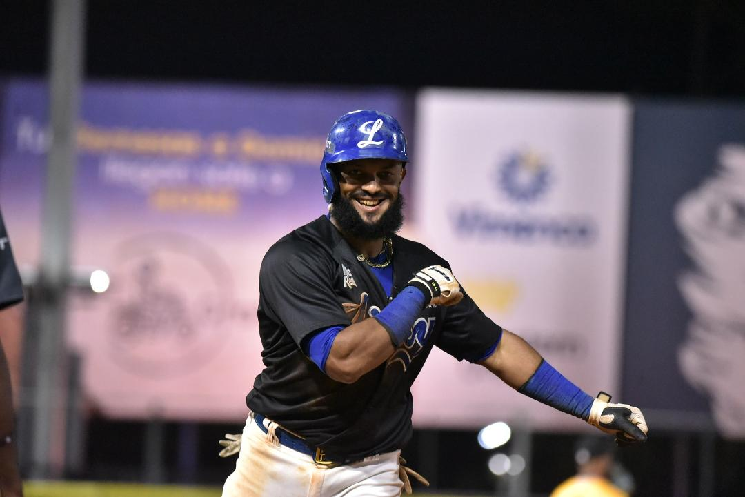 Ricardo Ravelo: “Emilio Bonifacio es el corazón de los Tigres del Licey”