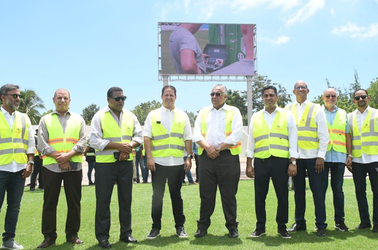 Kelvin Cruz supervisa obras de los Centroamericanos