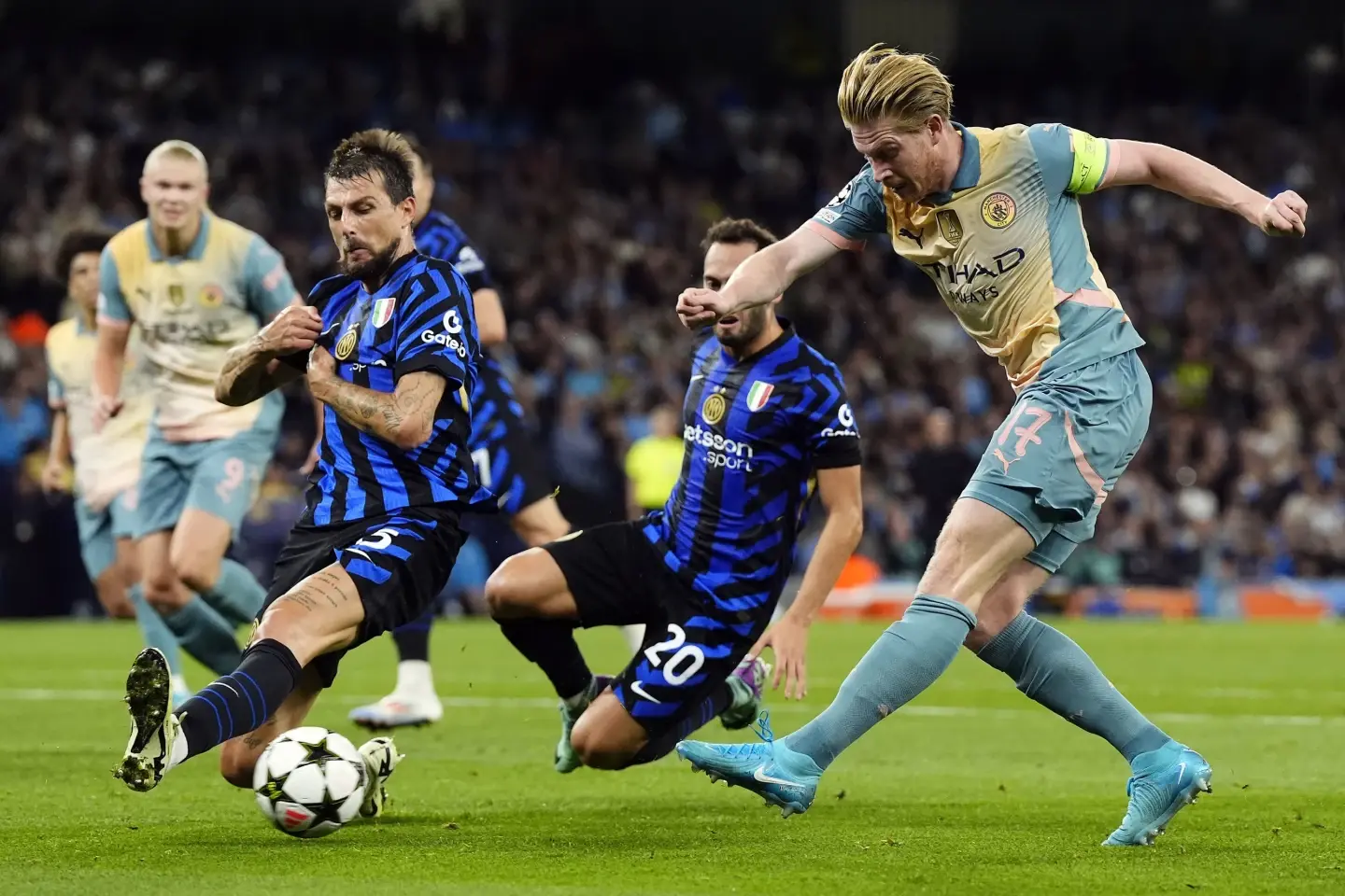 Manchester City y el Inter de Milán empatan 0-0 en una Champions League con pocos goles