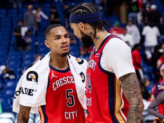 Dejounte Murray de los Pelicans se fractura la mano en el partido inaugural