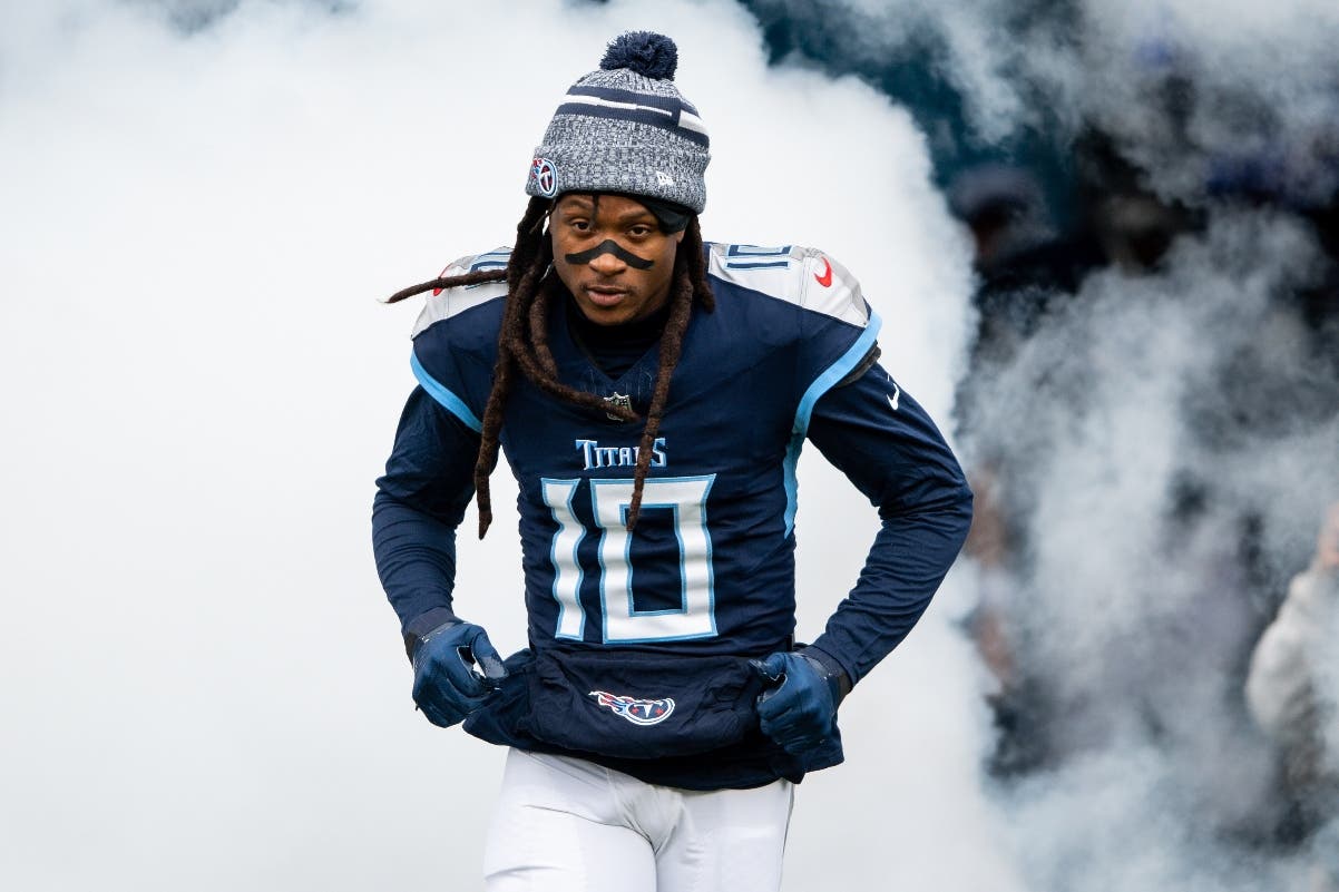 Chiefs adquieren al receptor abierto tres veces All-Pro DeAndre Hopkins de los Titans