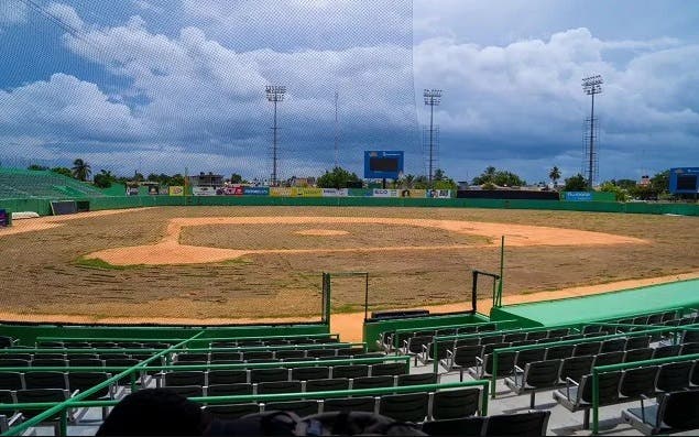 Prohíben acceso de periodistas al terreno del Estadio Tetelo Vargas 