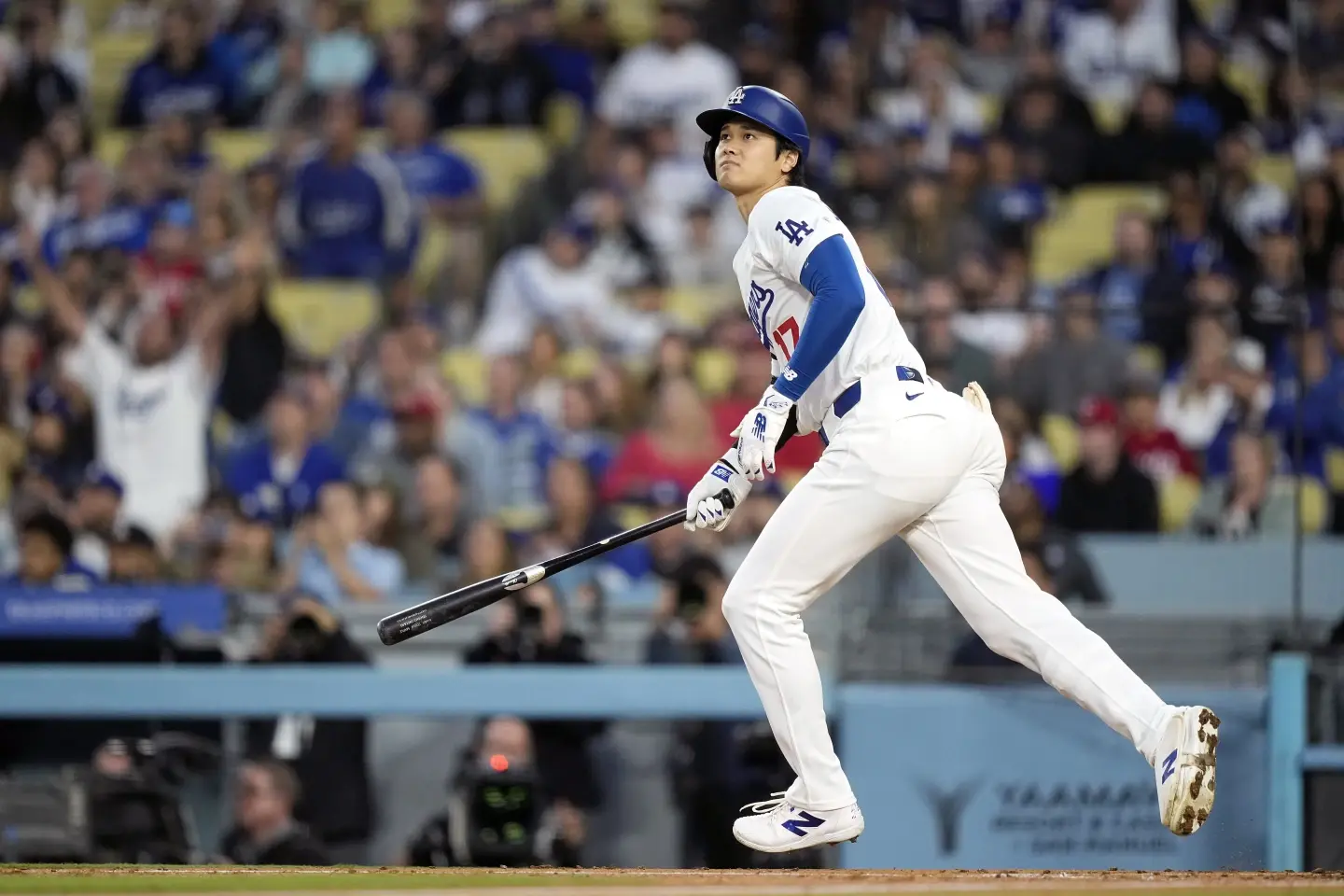 Shohei Ohtani gana su tercer premio al Atleta Masculino del Año de la AP